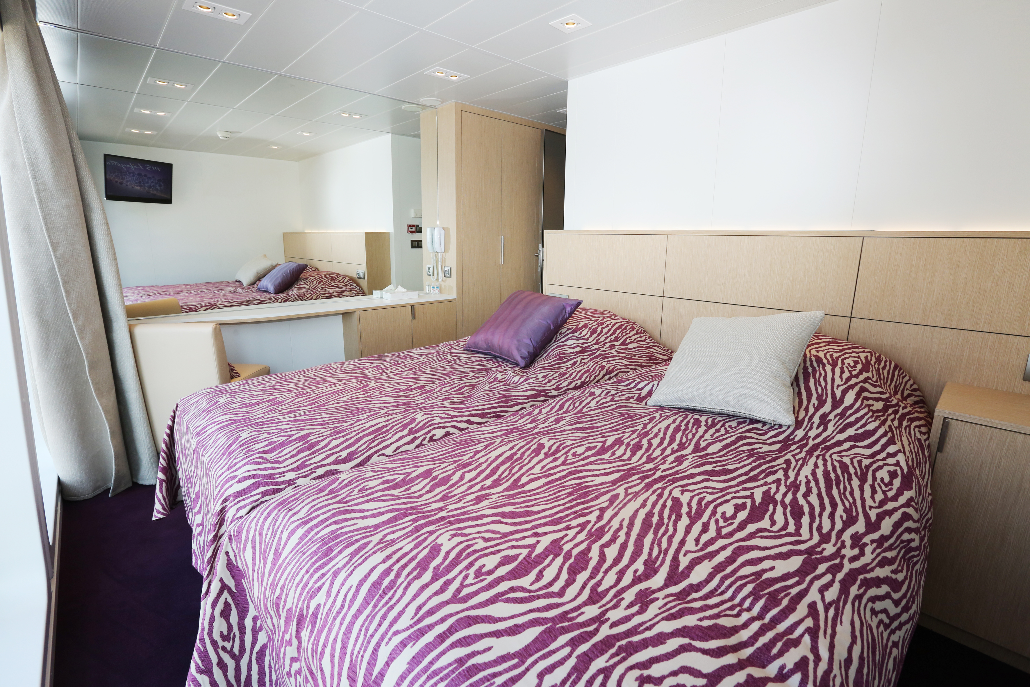 CroisiEurope MS Lafayette Cabin 1.jpg
